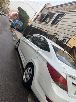 هیوندای ئەکسنت